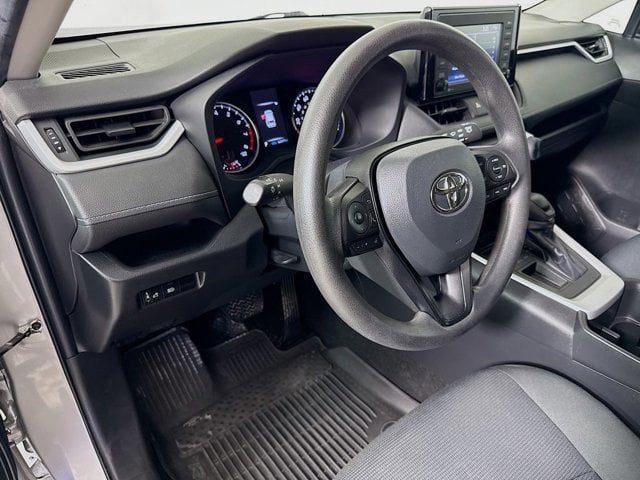 2022 Toyota RAV4 - Image 7