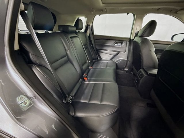 2023 Nissan Rogue - Image 28
