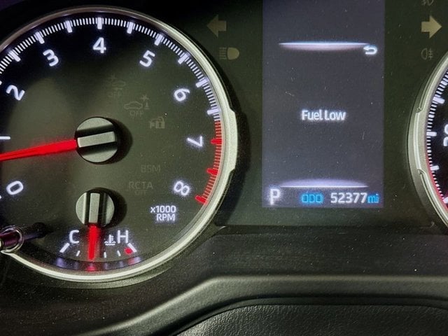 2022 Toyota RAV4 - Image 10