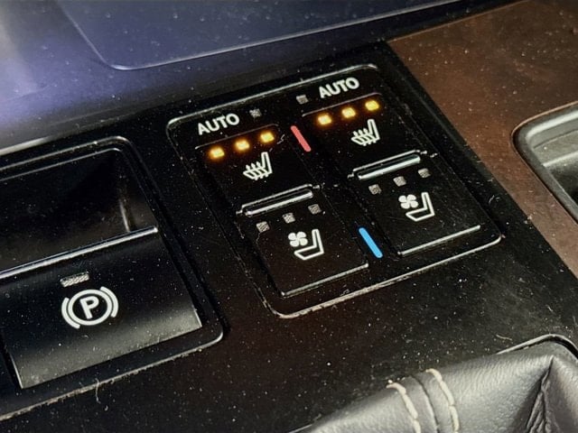 2022 LEXUS RX 350 - Image 19