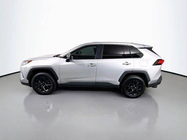 2022 Toyota RAV4 - Image 6