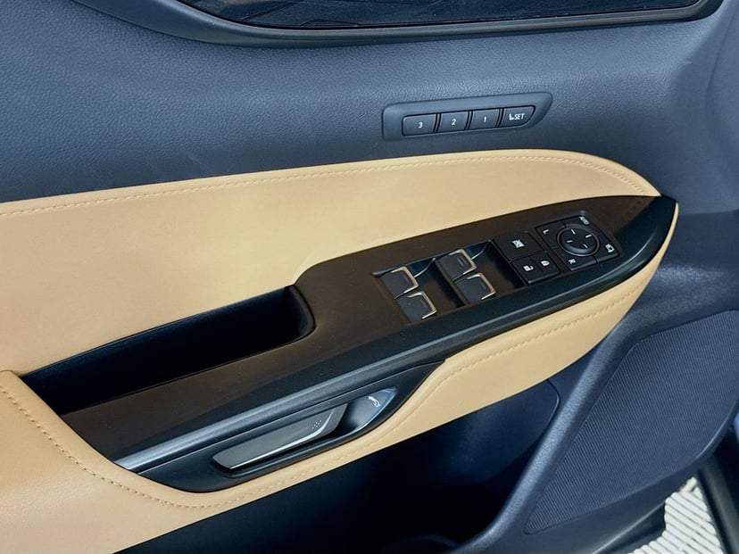 2024 LEXUS NX 250 - Image 18