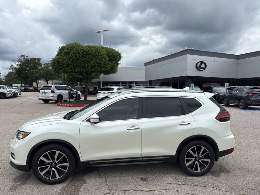 2020 Nissan Rogue