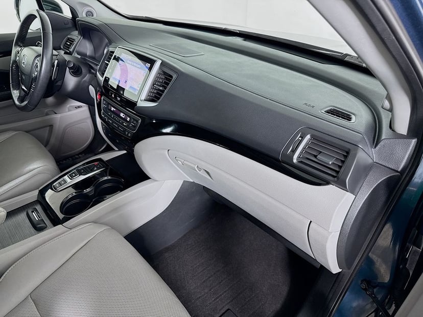2017 Honda Pilot - Image 31