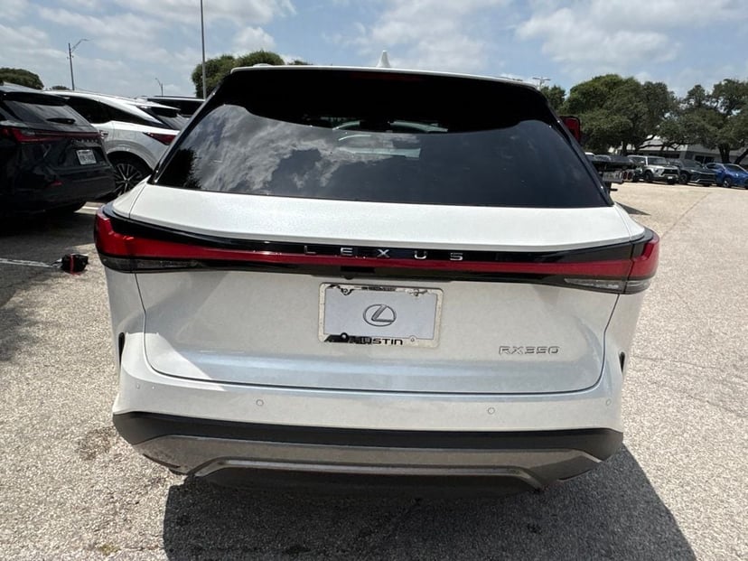 2025 LEXUS RX 350 - Image 3