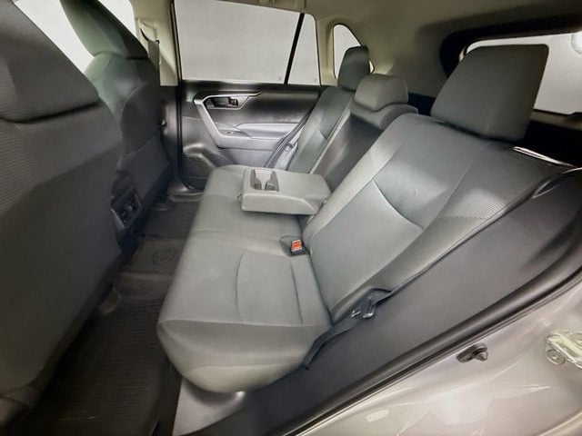 2022 Toyota RAV4 - Image 20
