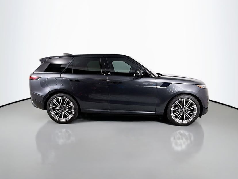 2024 Land Rover Range Rover Sport - Image 3