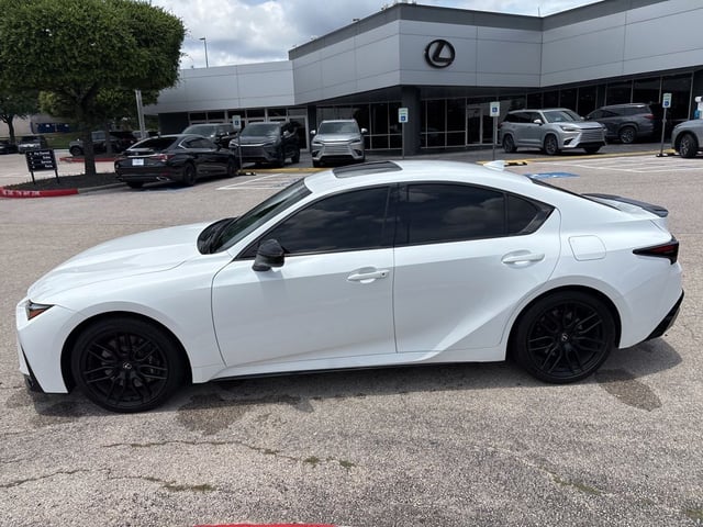 2024 LEXUS IS 500