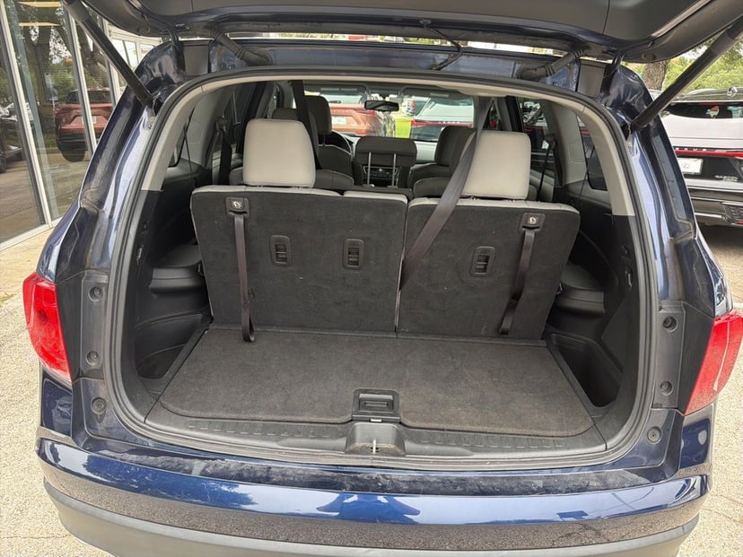 2016 Honda Pilot - Image 10