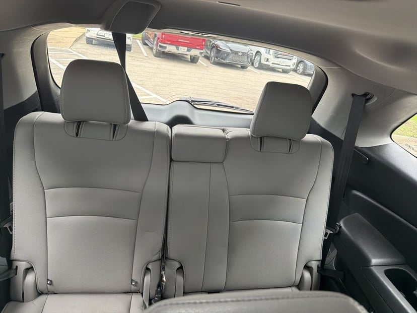 2016 Honda Pilot - Image 6