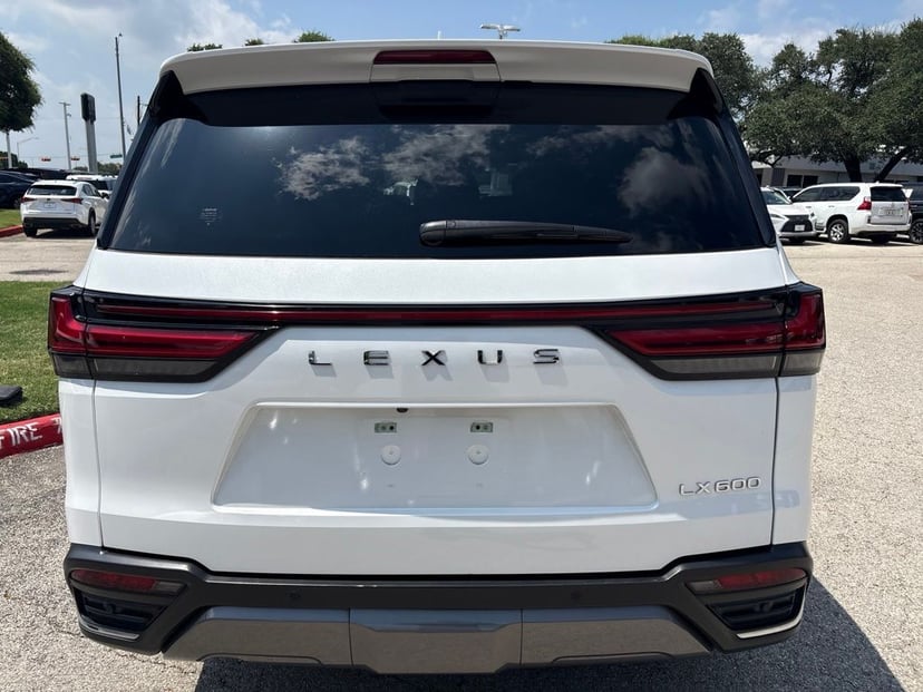 2022 LEXUS LX 600 - Image 3