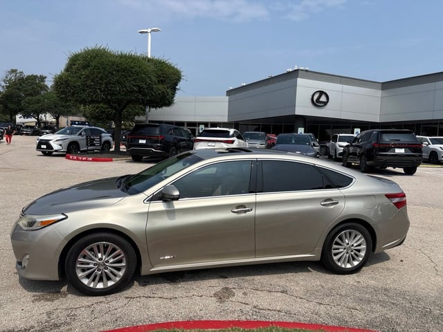 2014 Toyota Avalon Hybrid
