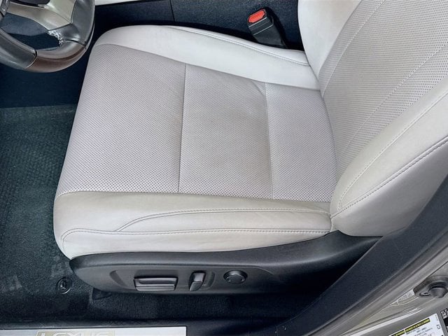 2020 LEXUS RX 350 - Image 19