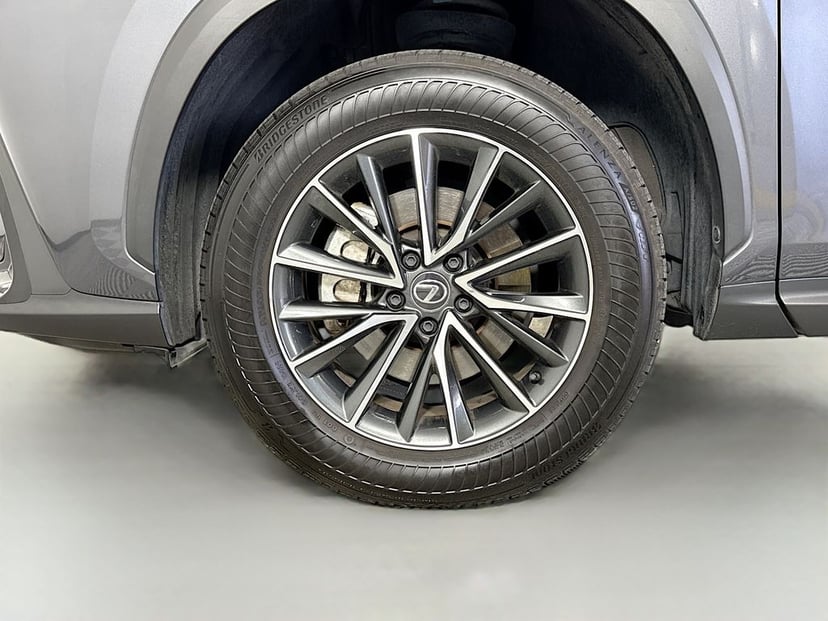 2024 LEXUS NX 250 - Image 33