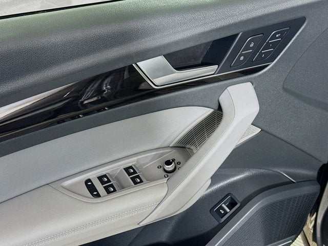 2020 Audi Q5 - Image 18
