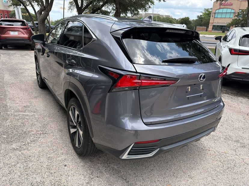 2021 LEXUS NX 300h - Image 7