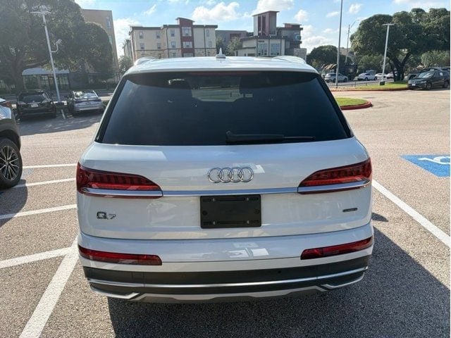 2021 Audi Q7 - Image 4