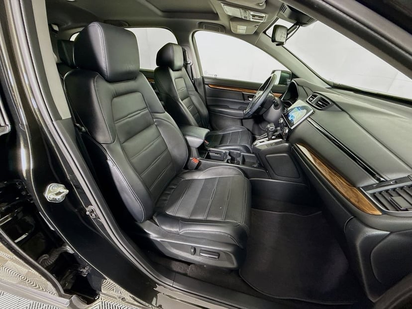 2017 Honda CR-V - Image 30