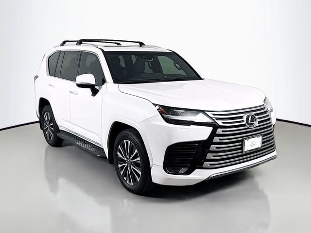 2022 LEXUS LX 600