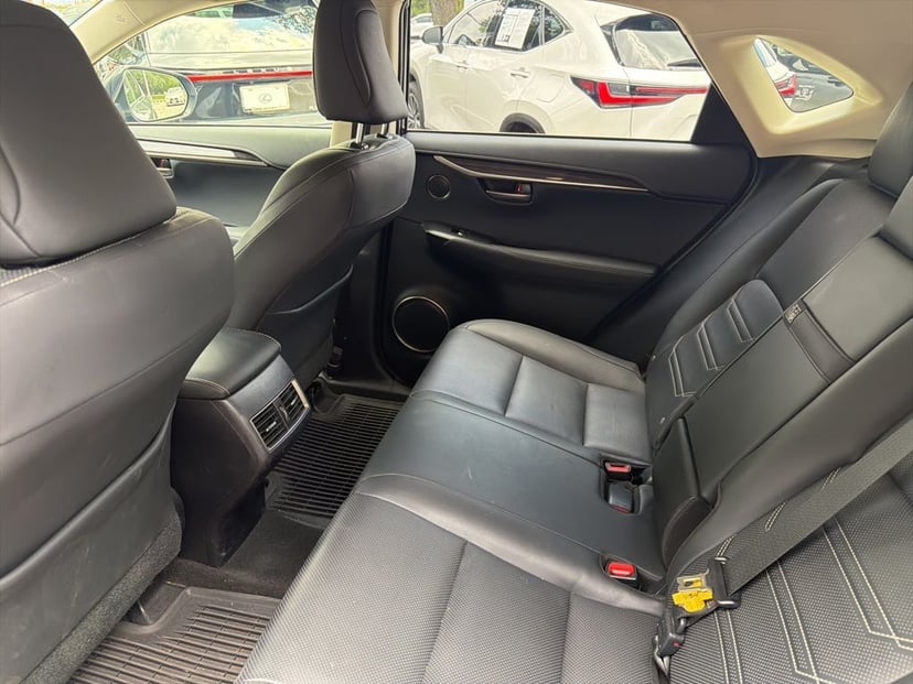 2021 LEXUS NX 300h - Image 9