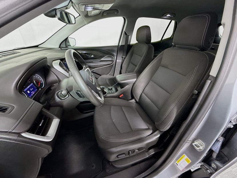 2023 GMC Terrain - Image 22