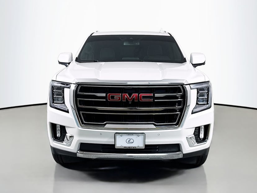 2022 GMC Yukon - Image 2