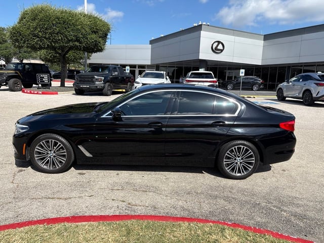 2020 BMW 530i