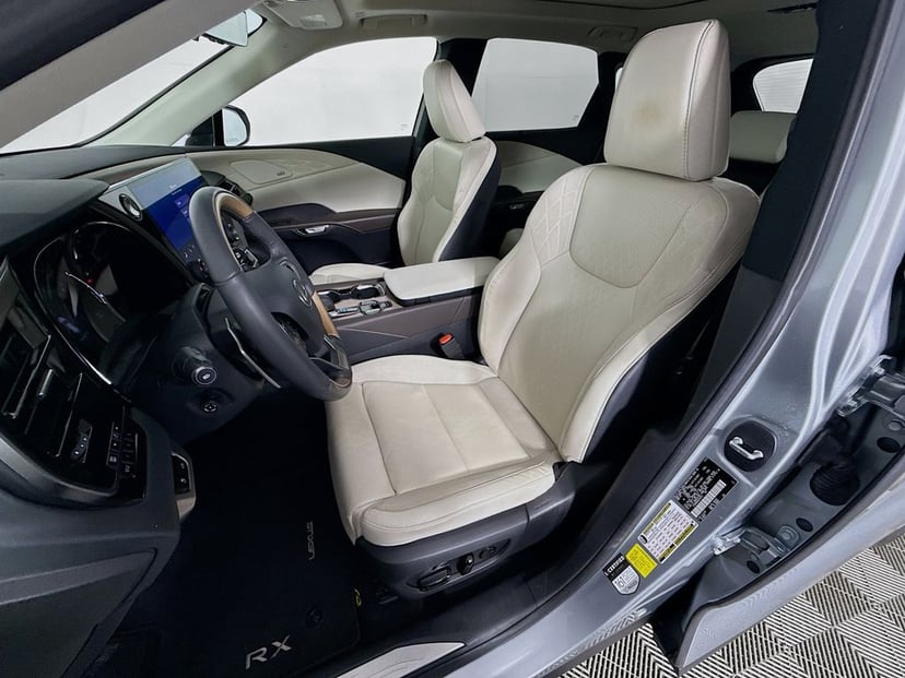 2024 LEXUS RX 350 - Image 21