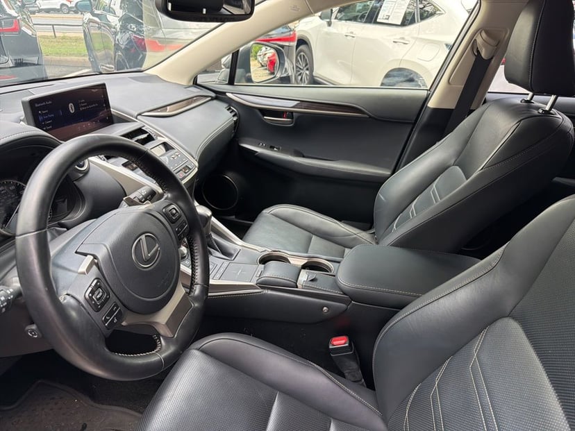 2021 LEXUS NX 300h - Image 10