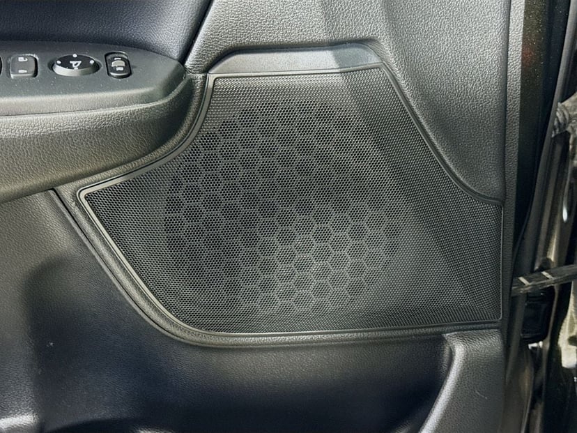 2017 Honda CR-V - Image 19