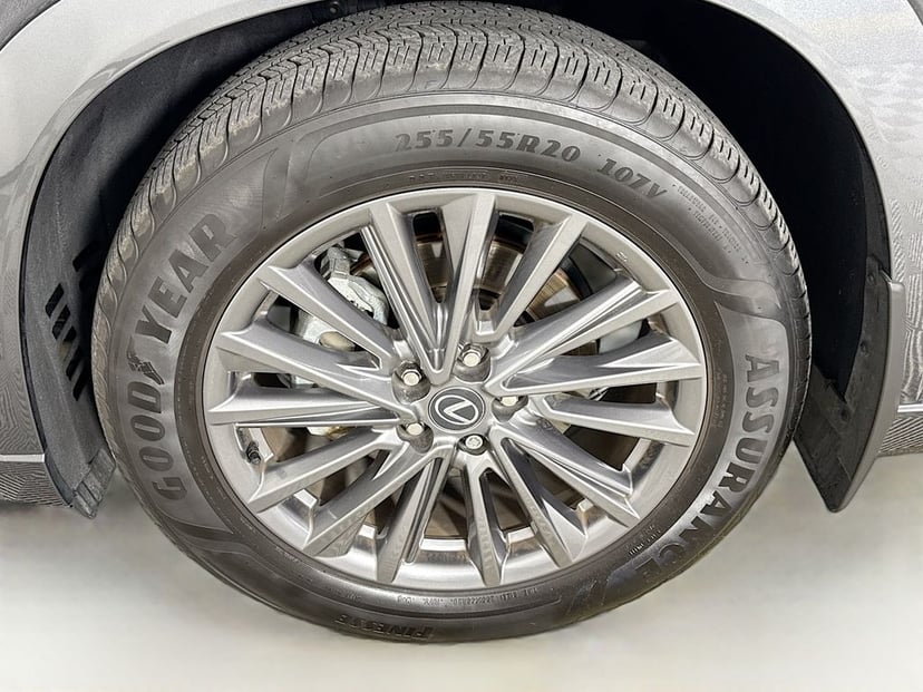 2025 LEXUS TX 350 - Image 30