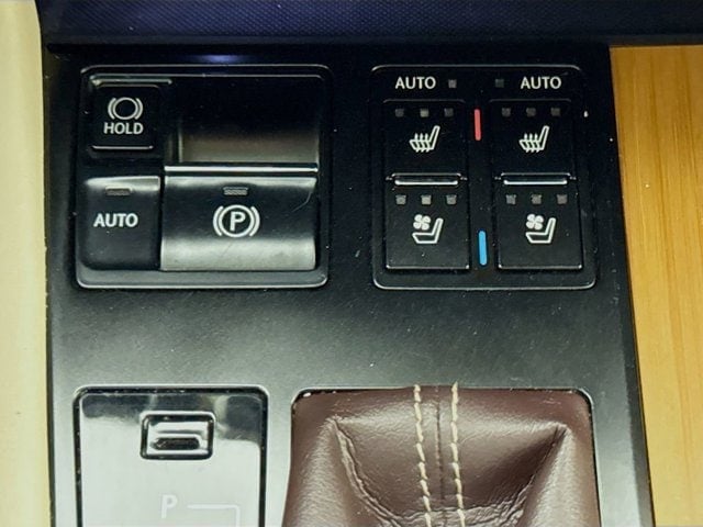 2017 LEXUS RX 450h - Image 21