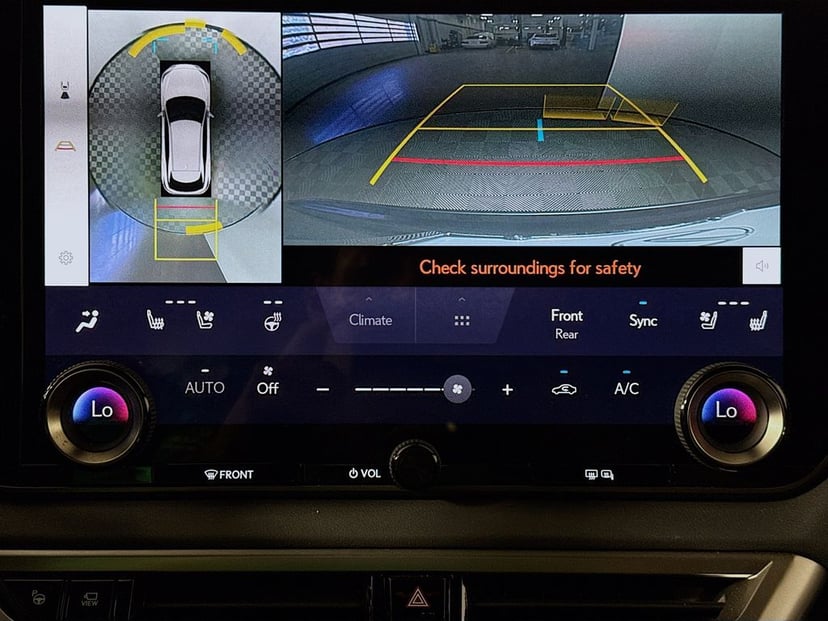 2023 LEXUS RX 350 - Image 13