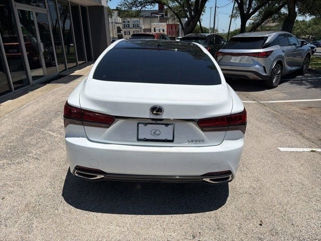 2023 LEXUS LS 500 - Image 5