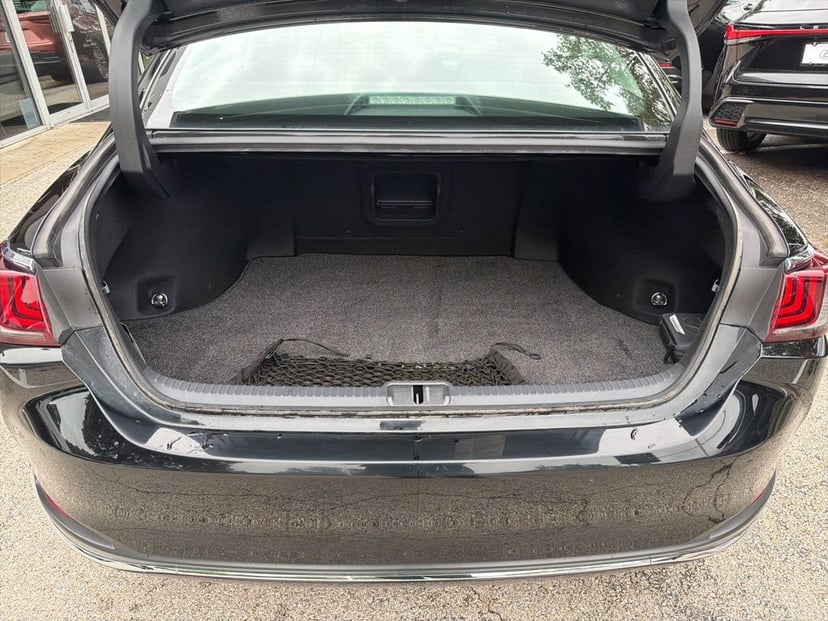 2024 LEXUS ES 300h - Image 8