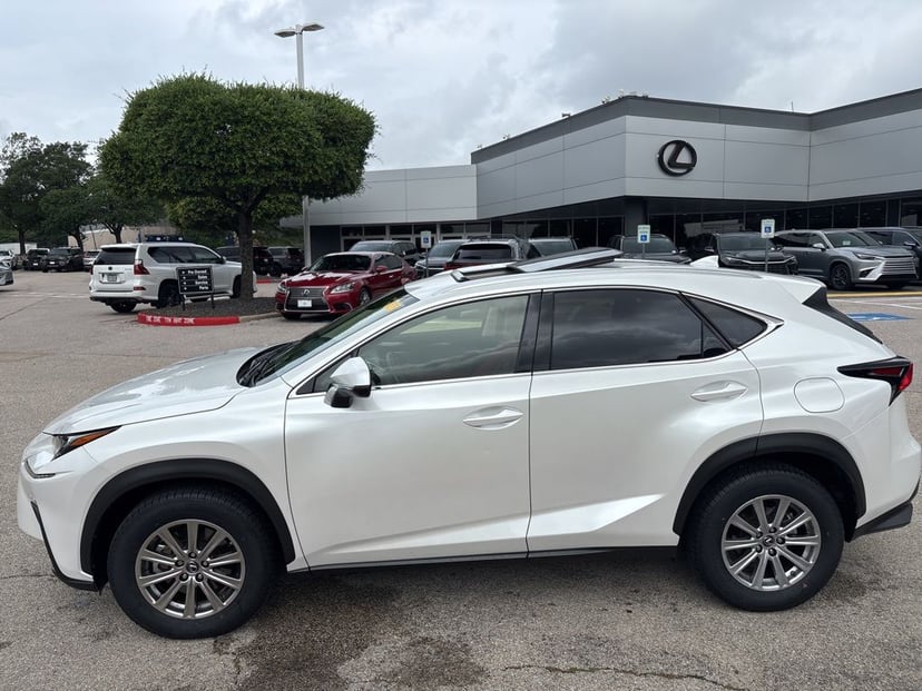 2021 LEXUS NX 300