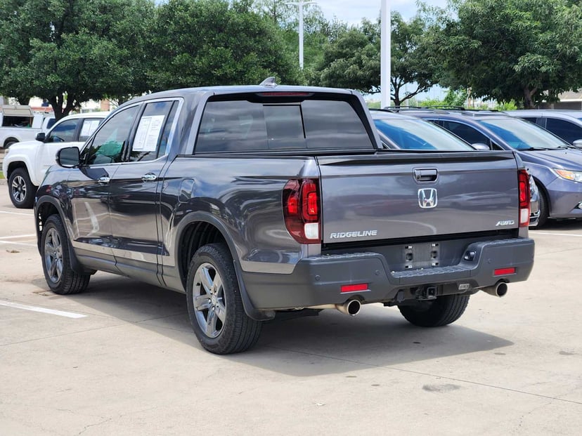 2023 Honda Ridgeline - Image 5