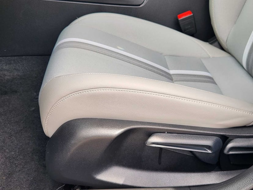 2025 Honda Civic Hybrid - Image 21