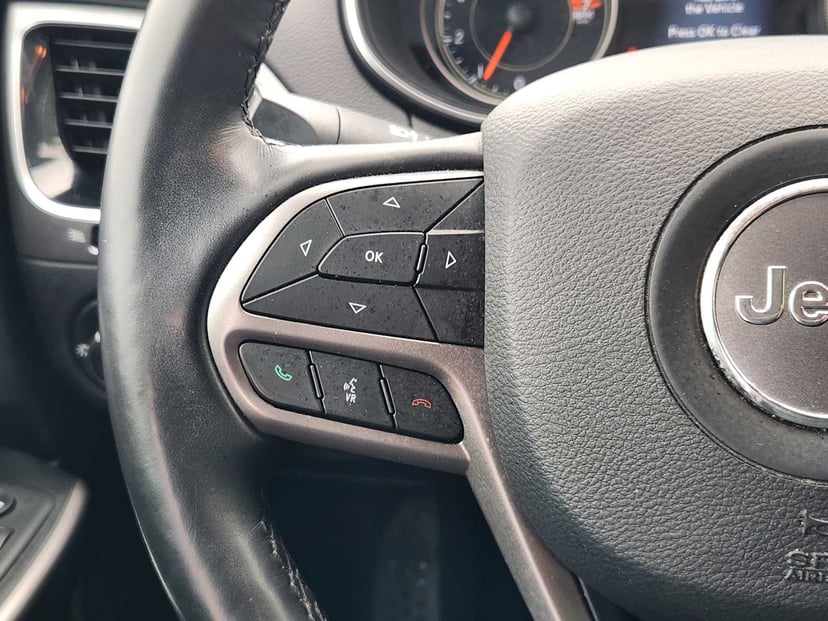 2020 Jeep Cherokee - Image 27