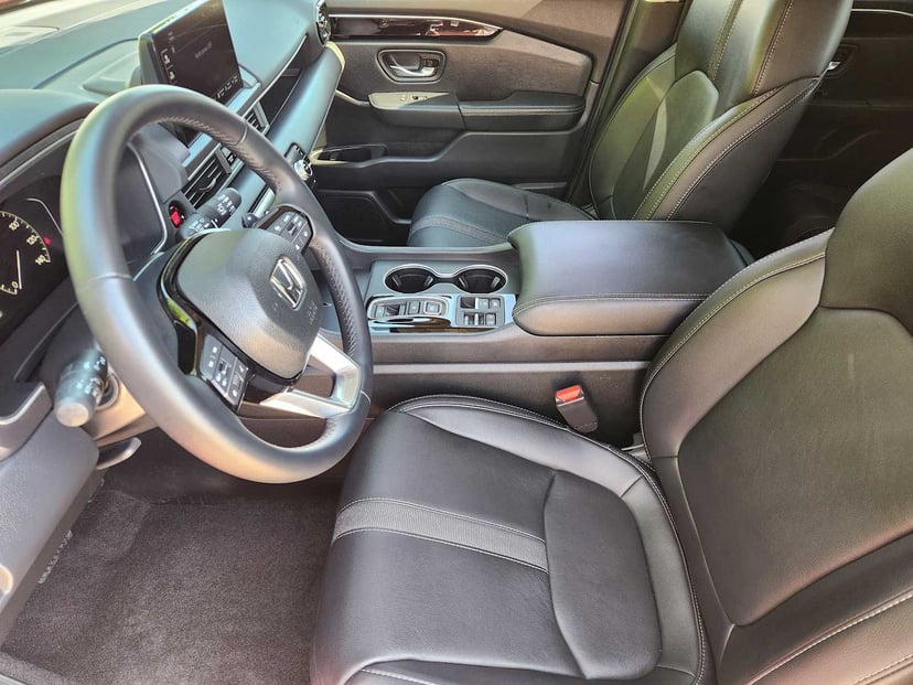 2025 Honda Pilot - Image 9