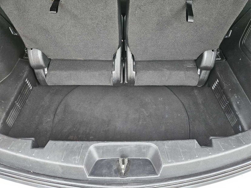 2017 Ford Explorer - Image 28