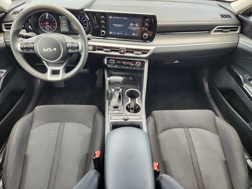 2023 Kia K5 - Image 24