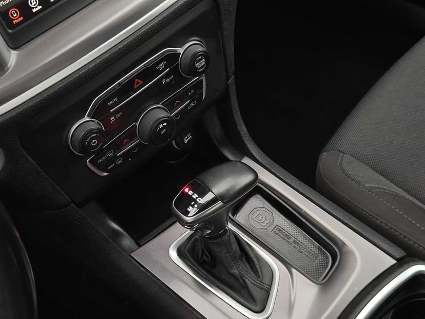 2019 Dodge Charger - Image 19
