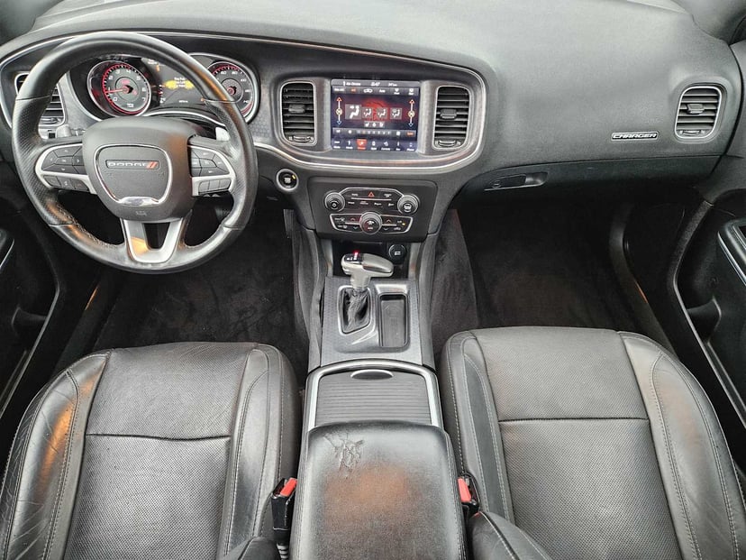 2018 Dodge Charger - Image 23