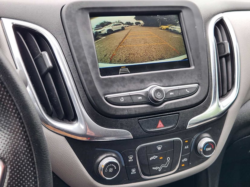 2019 Chevrolet Equinox - Image 18