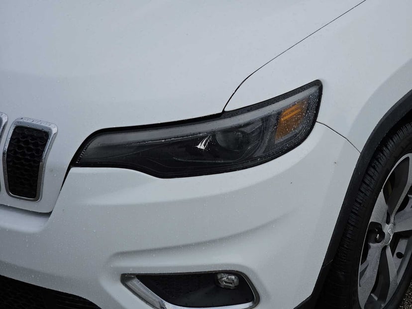 2019 Jeep Cherokee - Image 7