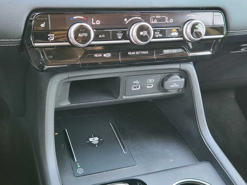 2025 Honda Pilot - Image 15