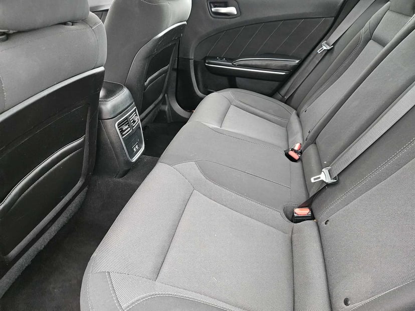 2019 Dodge Charger - Image 27