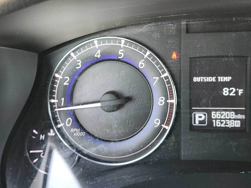 2017 INFINITI QX50 - Image 16