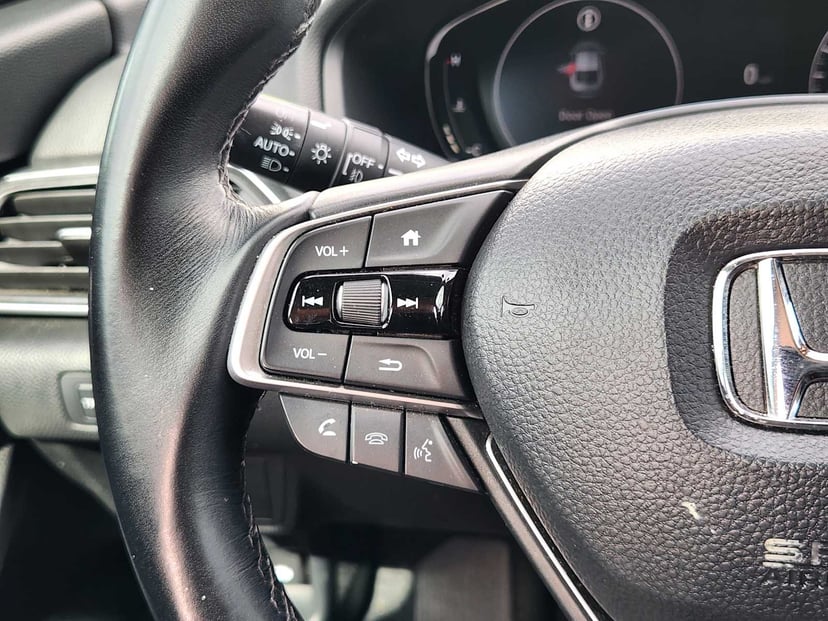 2022 Honda Accord - Image 28
